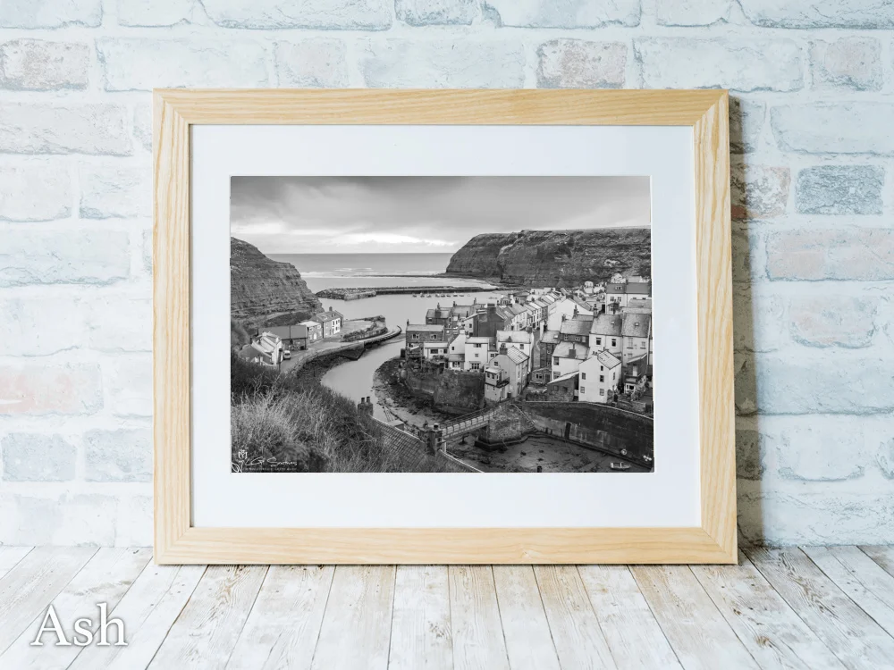 Chilly Morning at Staithes 7 Chilly Morning at Staithes - Ash-Landscape-Frame