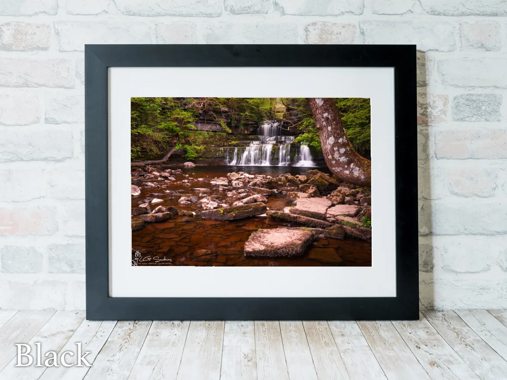 Cotter Force Hawes 6 Cotter Force Hawes - Black-Landscape-Frame