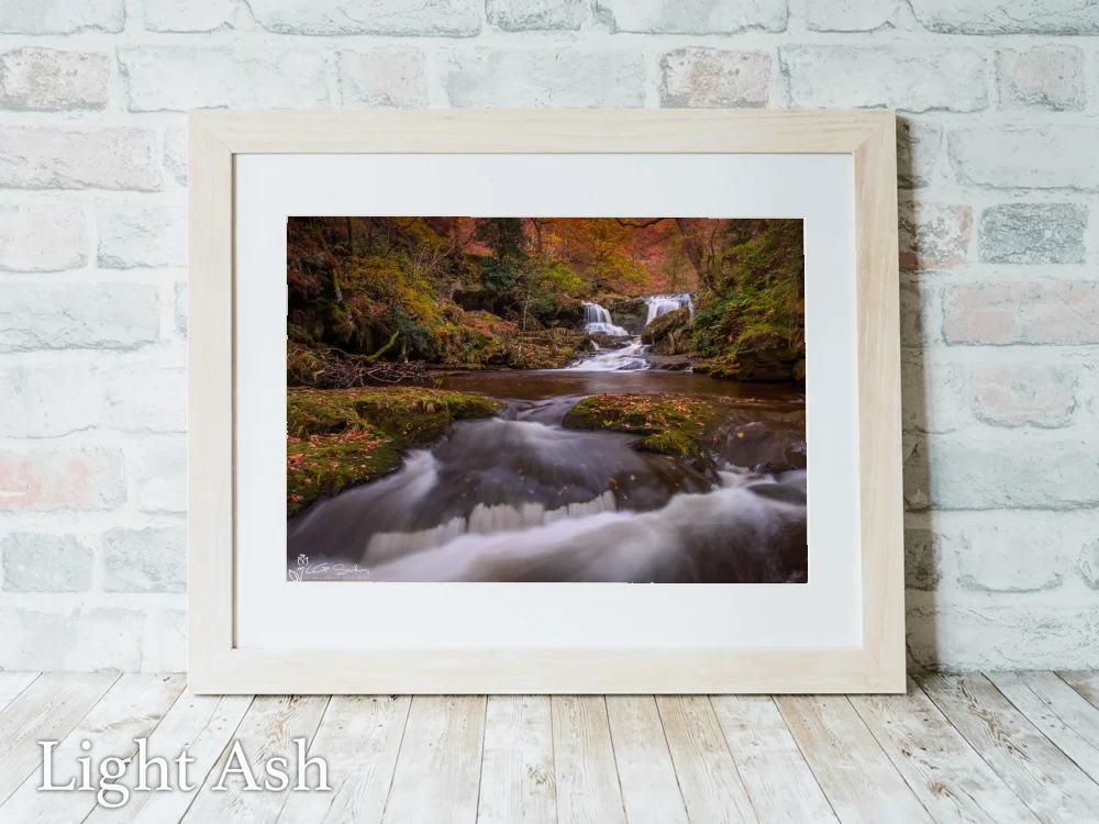Water Arc Foss 5 Water Arc Foss - Light-Ash-Landscape-Frame